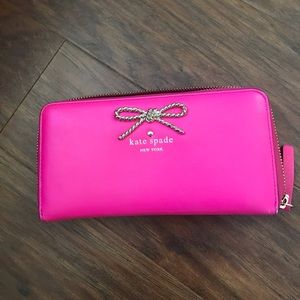 Kate Spade hot pink fair maiden continental wallet